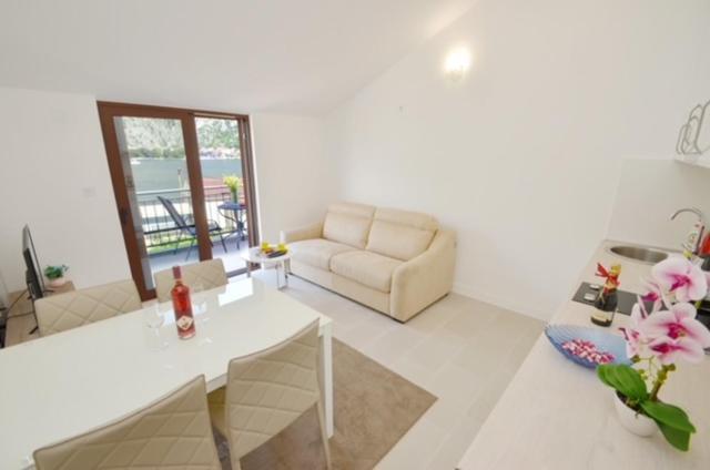 Nikola Lux Apartments Muo Bagian luar foto