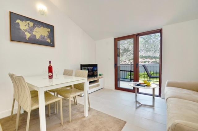 Nikola Lux Apartments Muo Bagian luar foto