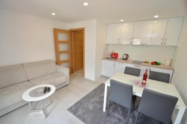 Nikola Lux Apartments Muo Bagian luar foto
