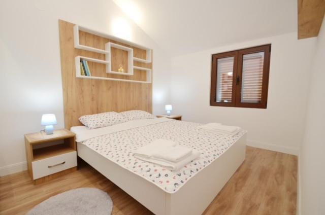 Nikola Lux Apartments Muo Bagian luar foto